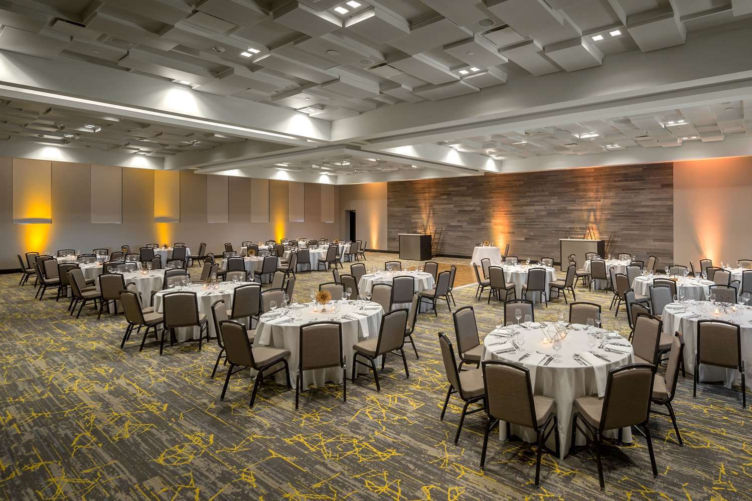 The Summit Hotel Cincinnati Buitenkant foto
